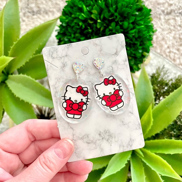 Hello Kitty Acrylic Earrings - Picture 3 of 4